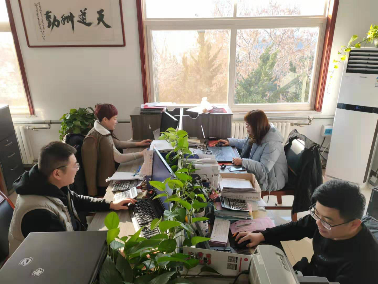 “大地”沃土下 一粒“种子”的心声(图1) “大地”沃土下 一粒“种子”的心声(图1)